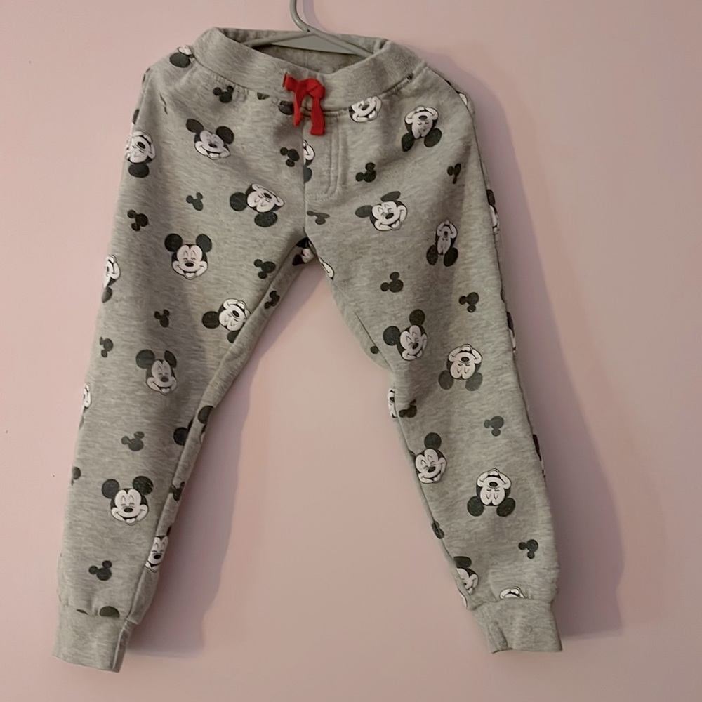 Sweat pants